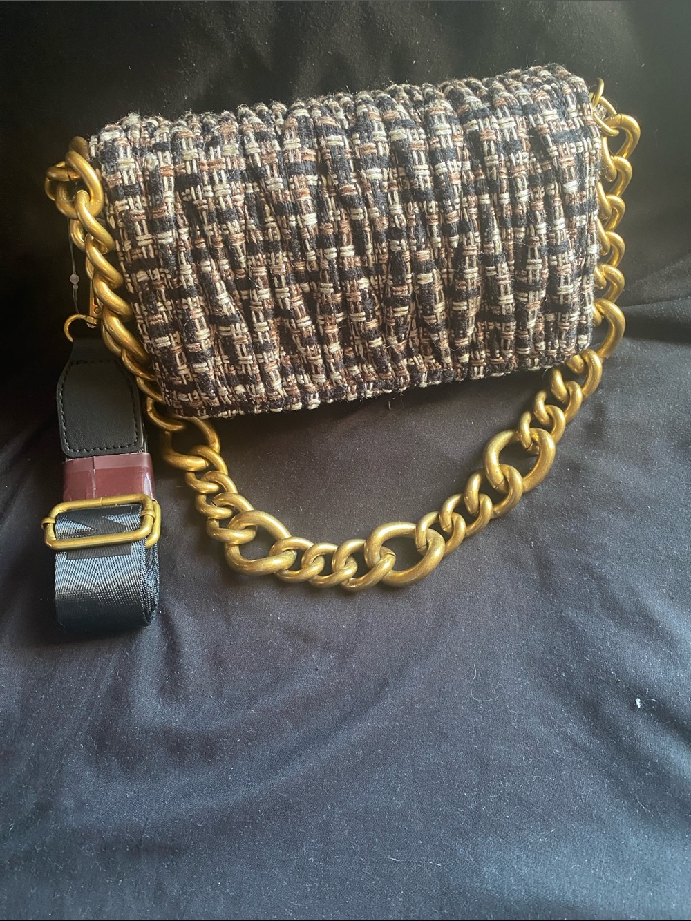 Montana West Textured Tweed Shoulder Bag with Bold Gold Chain - Black & Brown